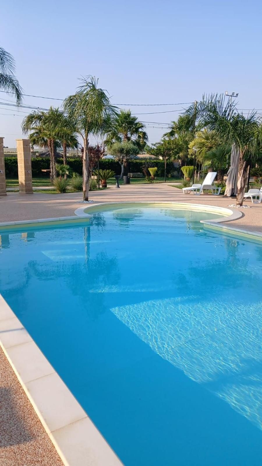 Relais San Giovanni · B&B con piscina a Castellaneta (Taranto), 