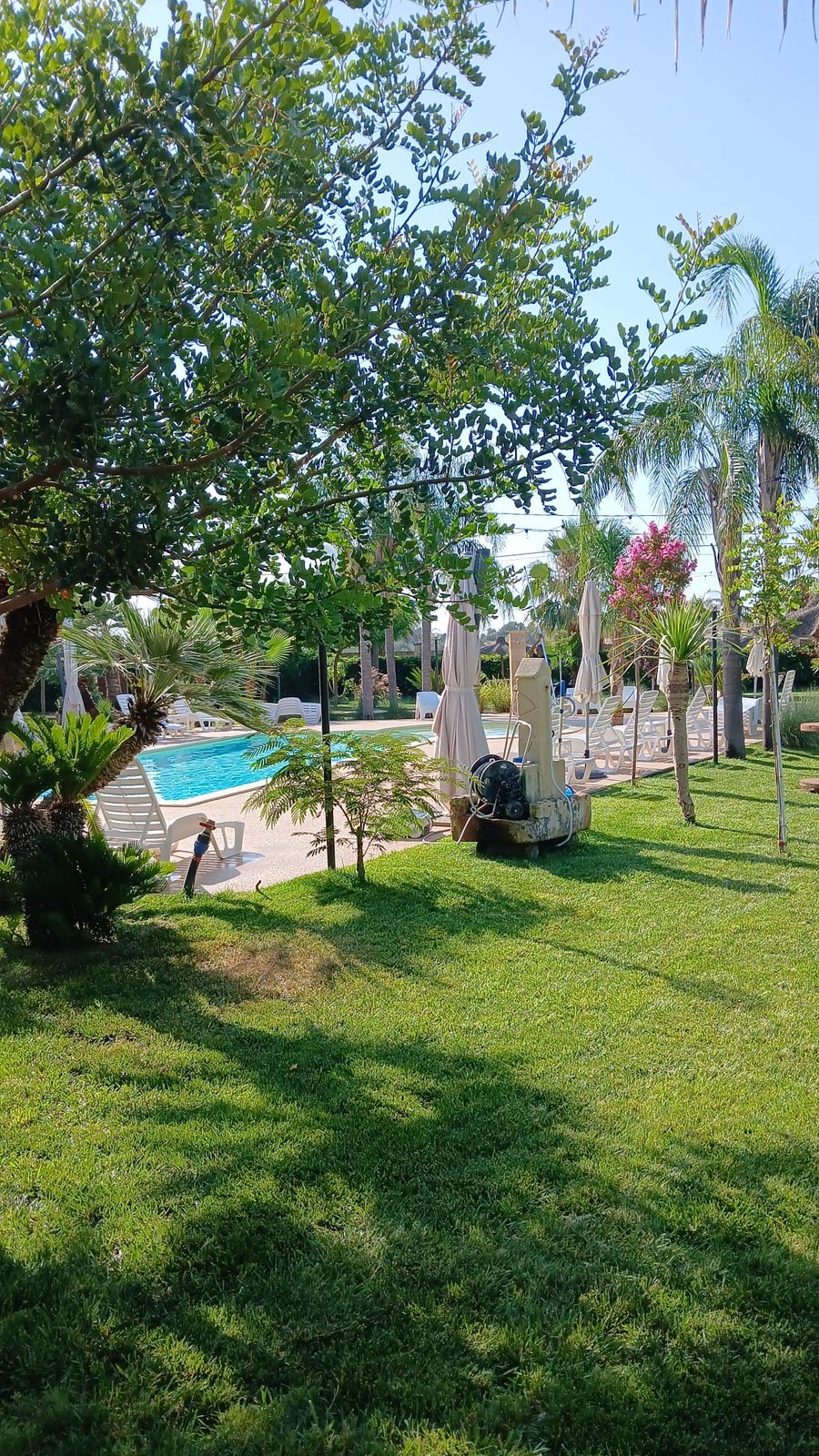 Relais San Giovanni · il giardino verso la piscina, Castellaneta (Taranto)